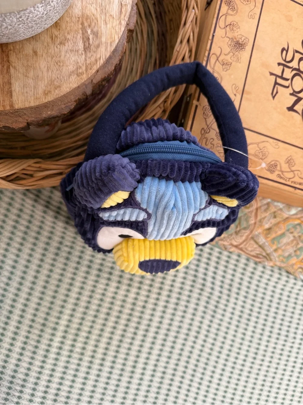 New Bluey Corduroy Handbag Purse Adorable Zips